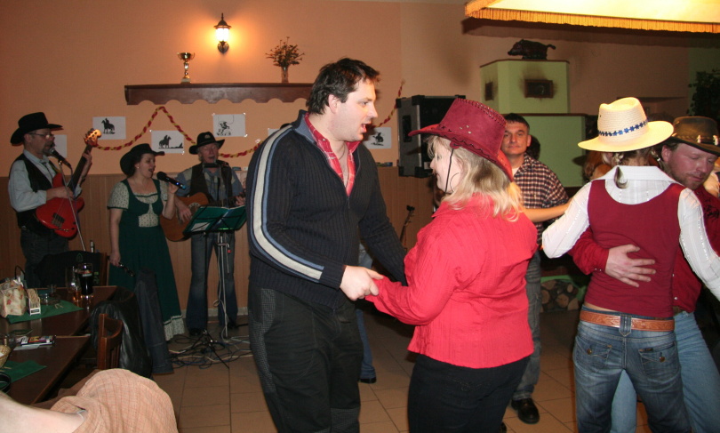 Countrybal Zubri 041.jpg